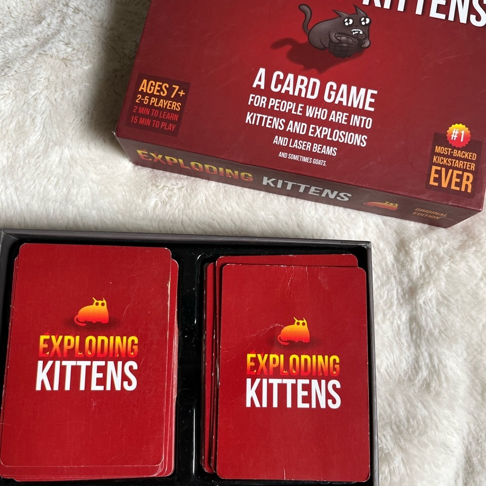 Exploding Kittens Card Game - Picture 3 of 3